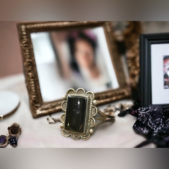 Vintage 1950s Native American Southwestern Black onyx Silver ring - Picture 3 of 6